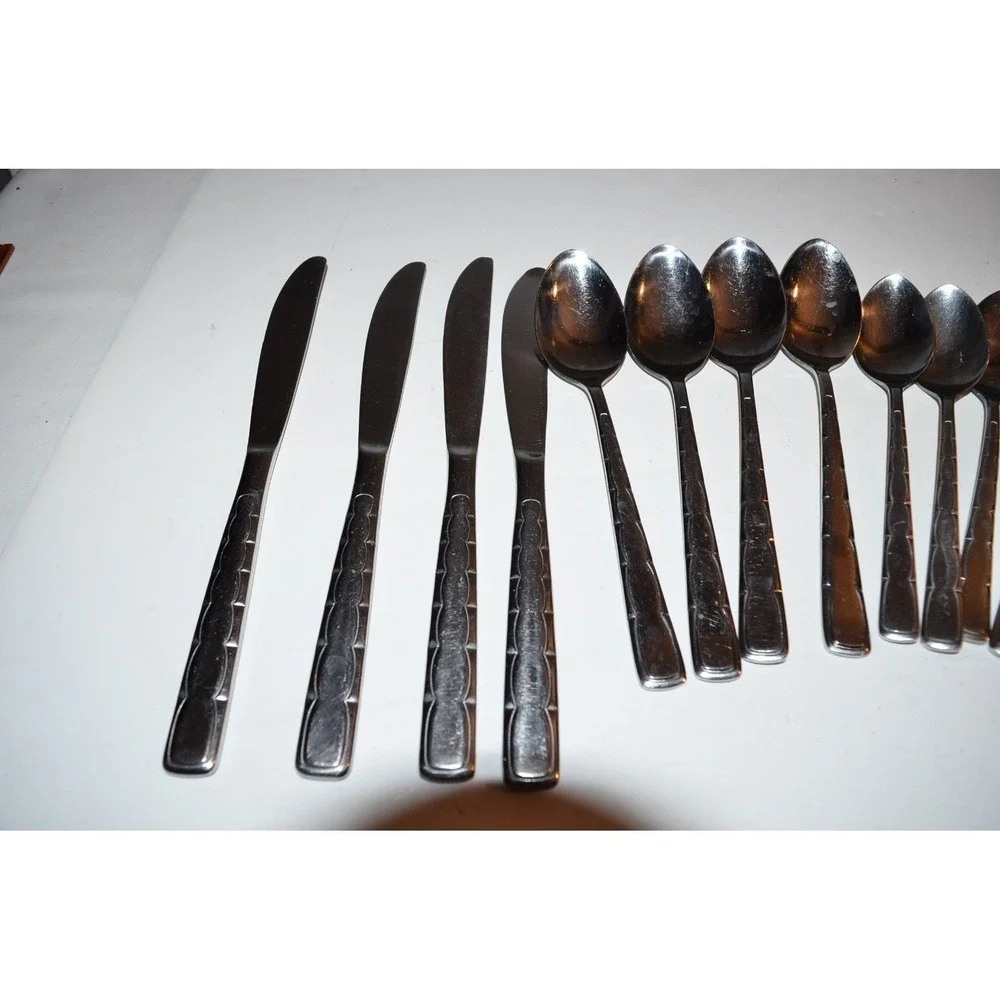Reed & Barton Rebacraft Swagger Stainless Steel Flatware Set 20 pcs See Photos